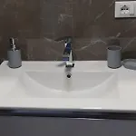 4 Πανσιόν 3*