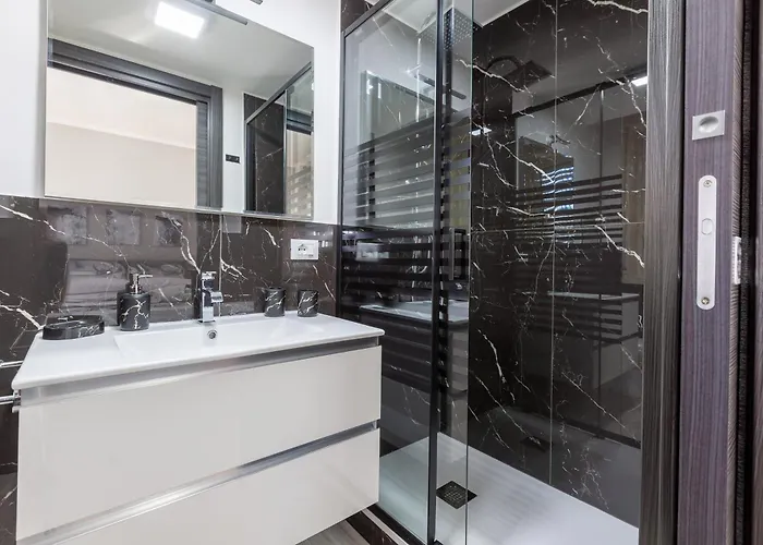 4 3* Αγκριτζέντο